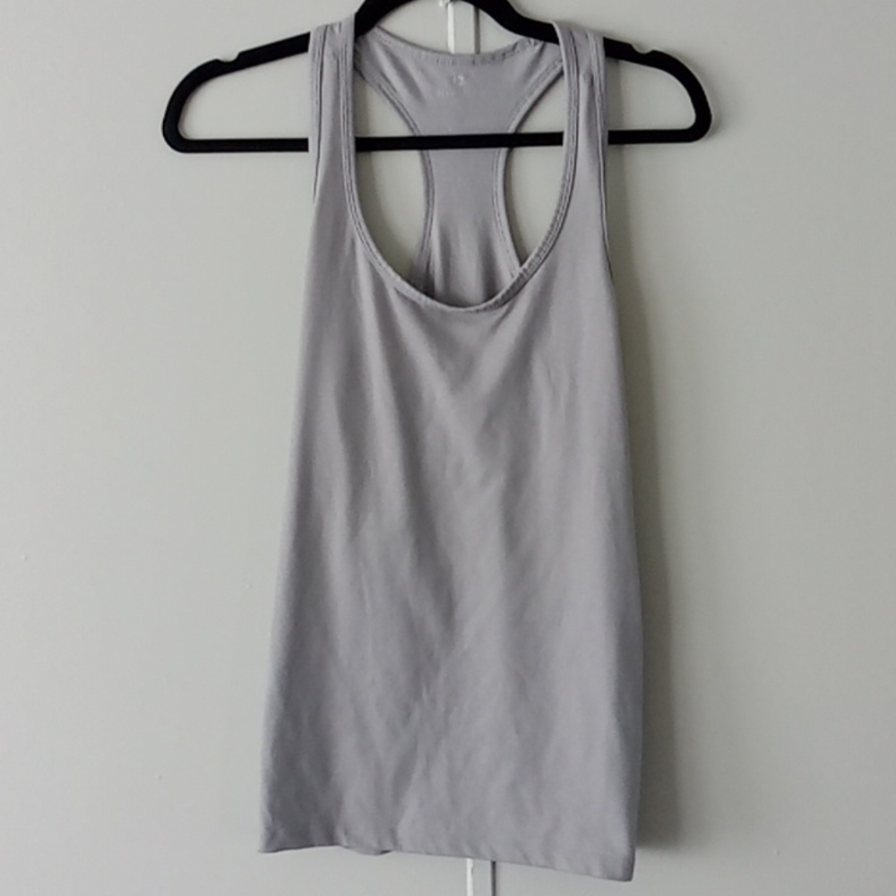Grey  Medium active top